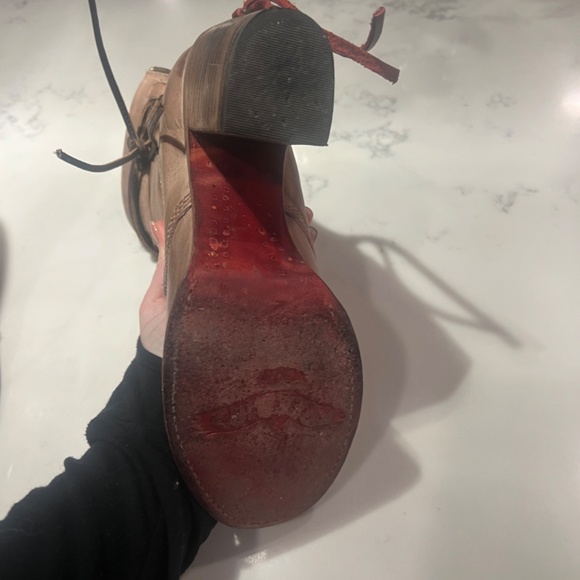 Freebird size 8 - Picture 3 of 3